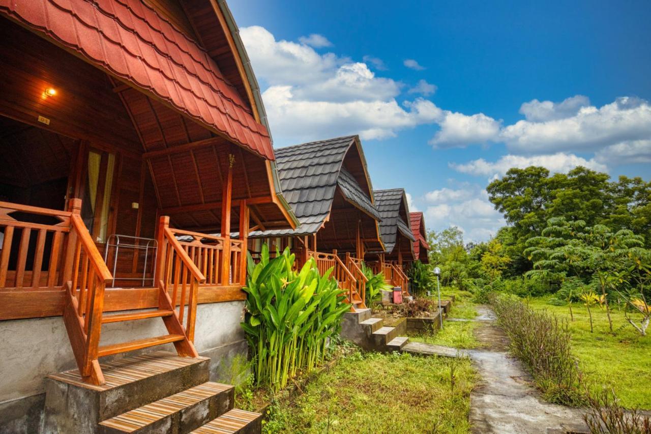Dekara Cottages Ped المظهر الخارجي الصورة